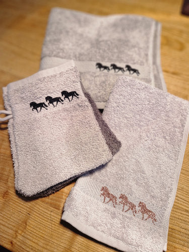 Handtuch mit Töltern