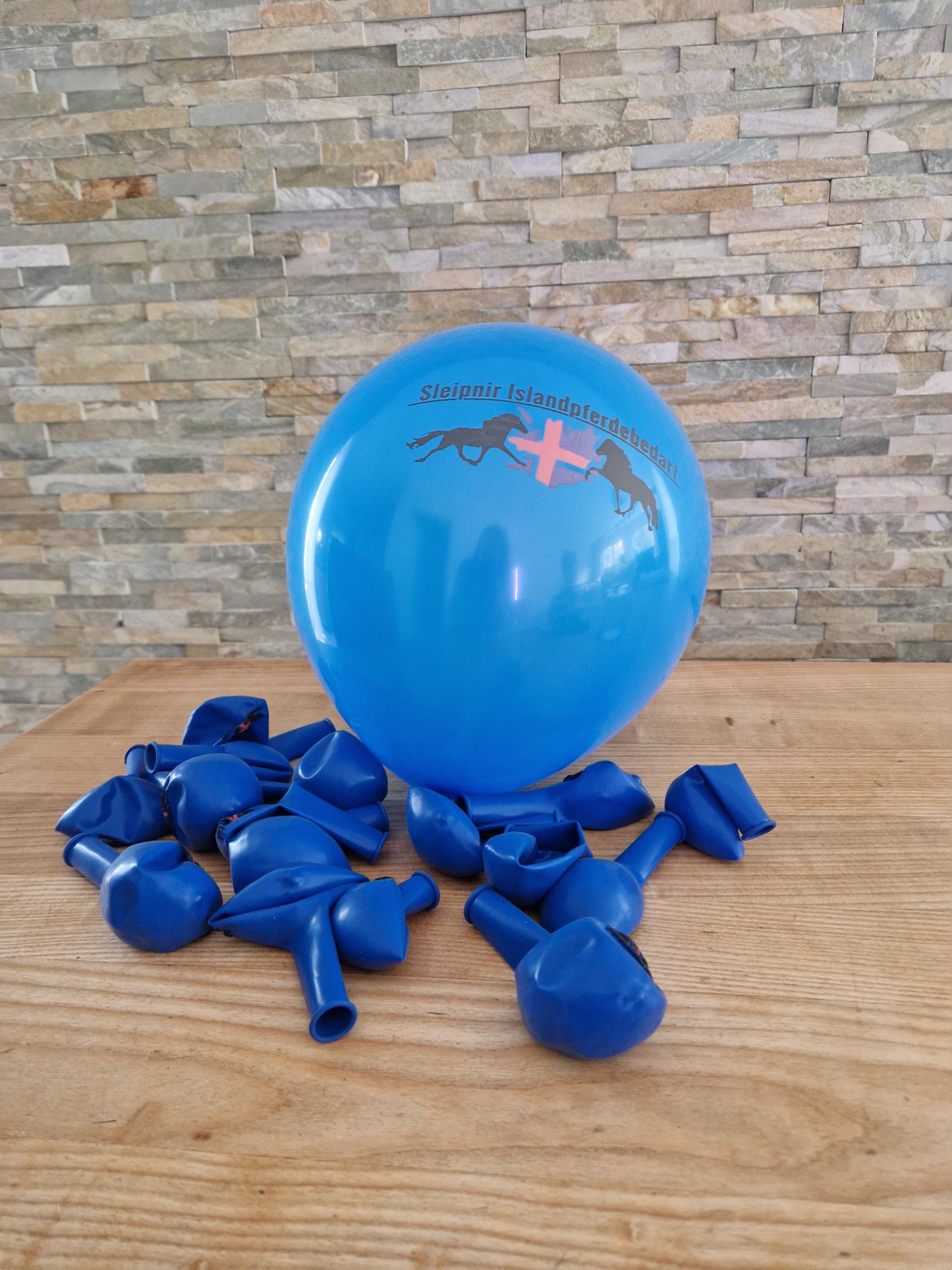 Sleipnir Islandpferdebedarf Luftballons