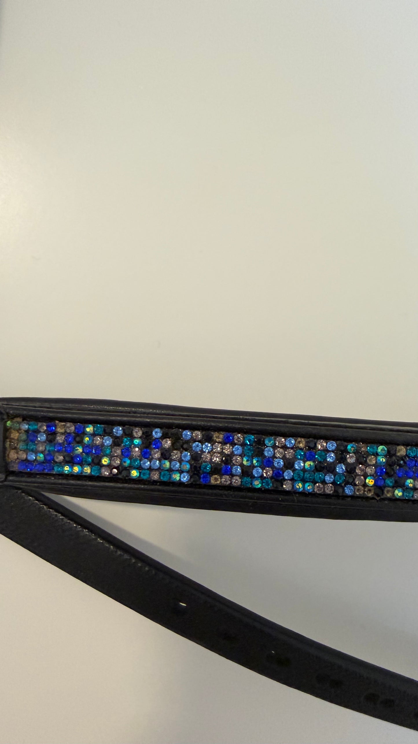 Hannoverscher Nasenriemen Blaue Lagune von Hrímnir (B-Ware) 20cm