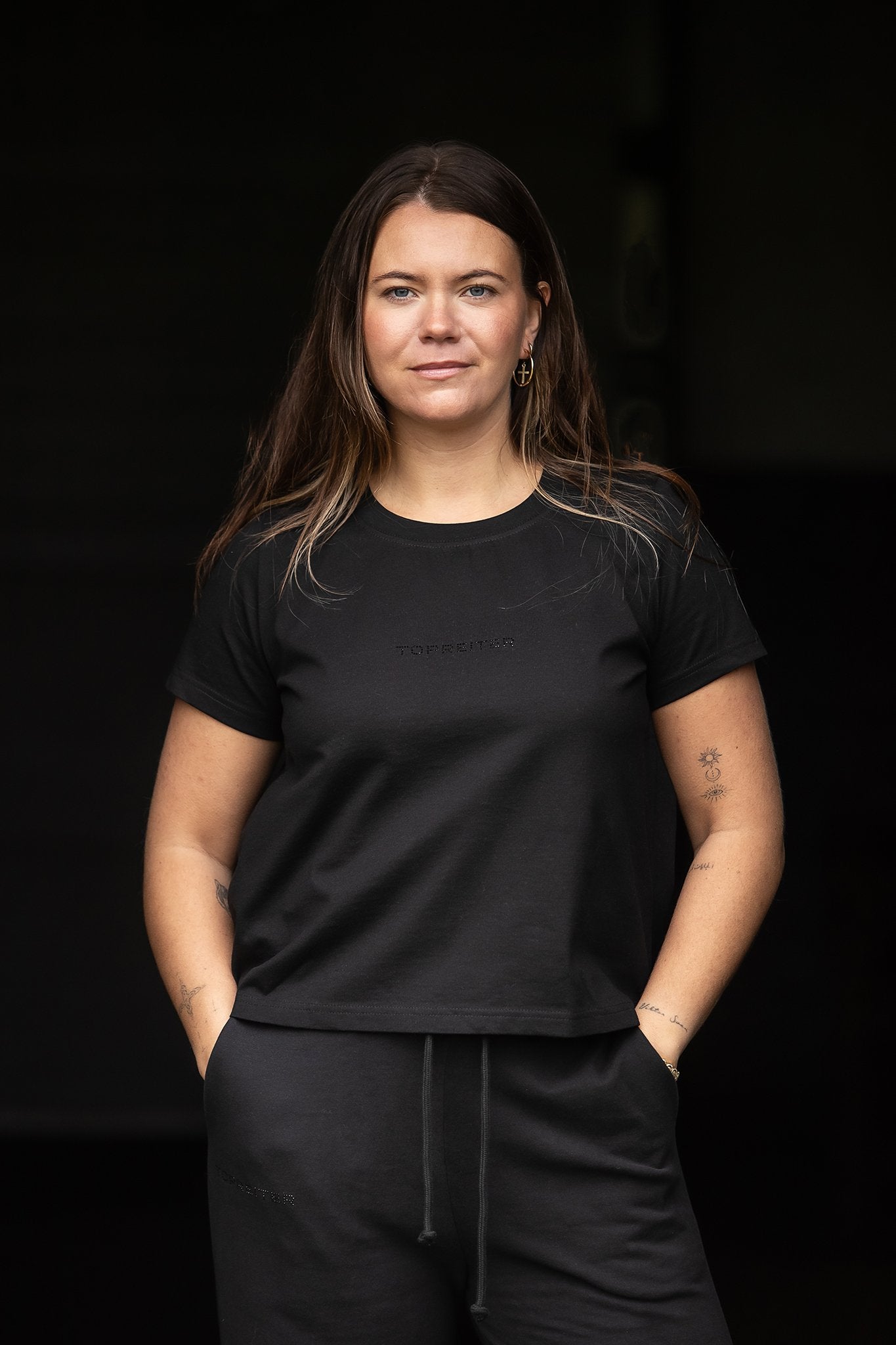 TopReiter Crystal Cropped T-Shirt