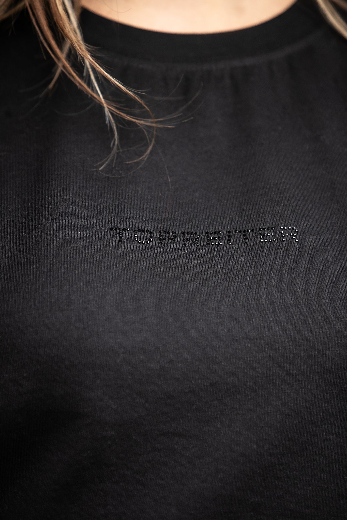 TopReiter Crystal Cropped T-Shirt