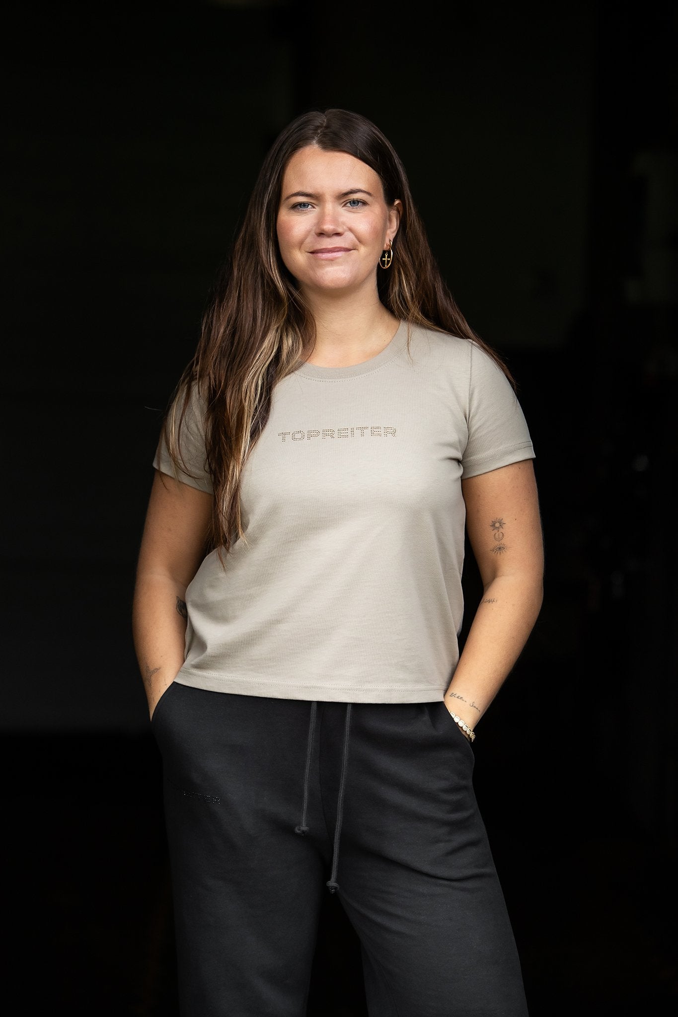 TopReiter Crystal Cropped T-Shirt