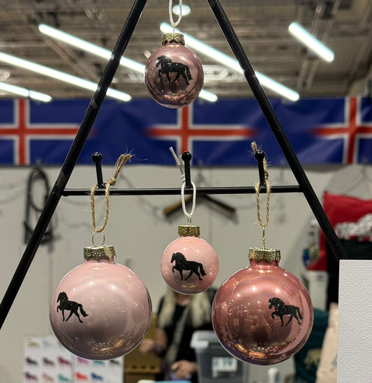 Weihnachtsbaumkugeln mit Tölter