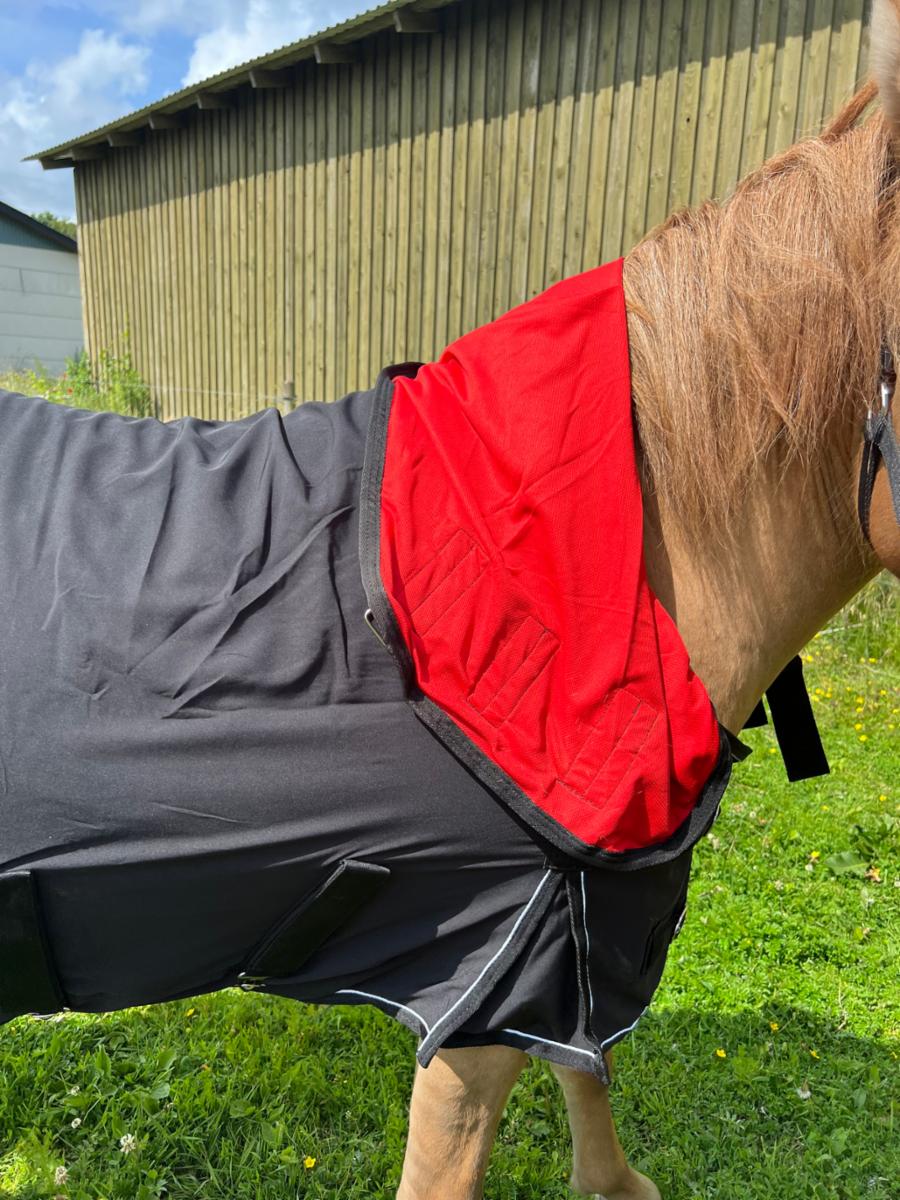 Abschwitzdecke mit Halsteil von Karlslund